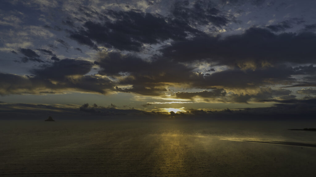 Sunset Waiāhole Beach